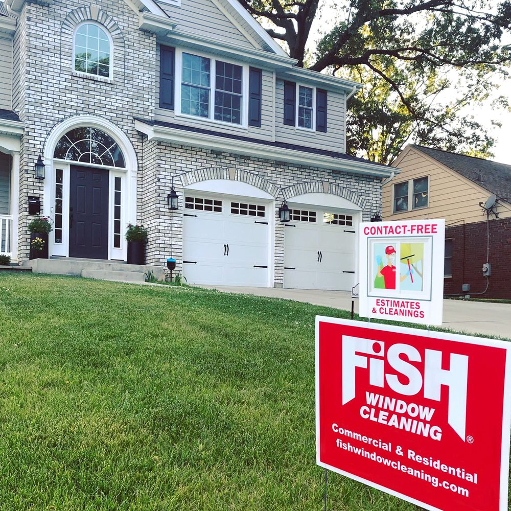 Fish Window Cleaning