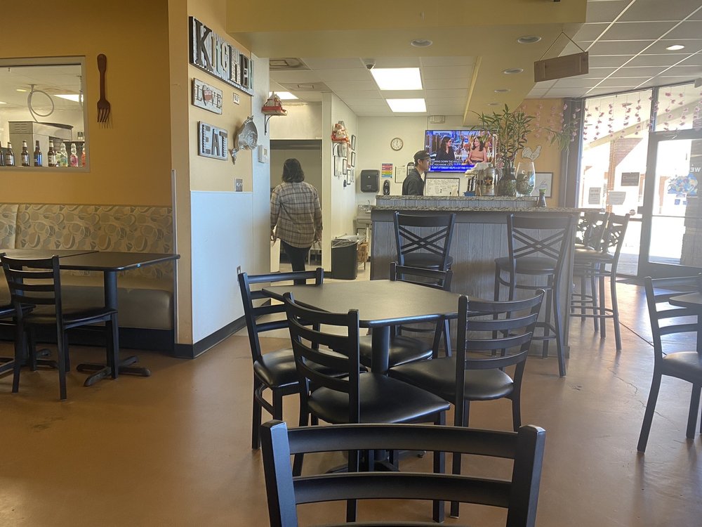 Sakura Japanese Restaurant & Sushi Bar