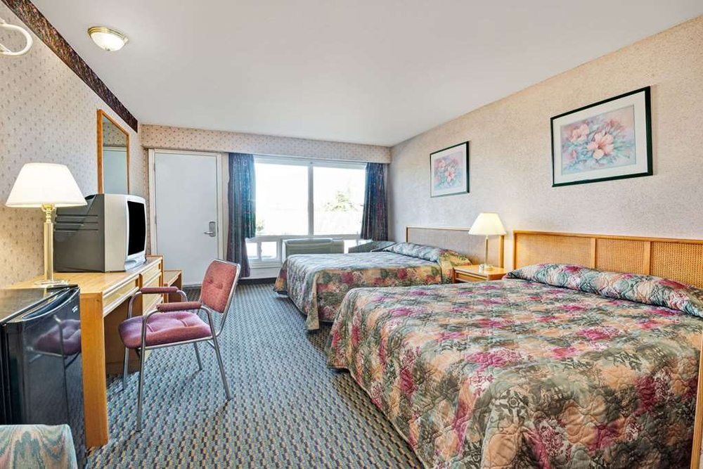 Knights Inn Kitchener