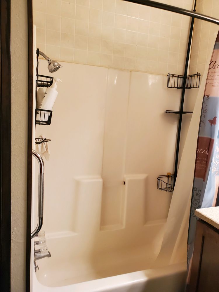 image of business Luxury Bath of Texoma
