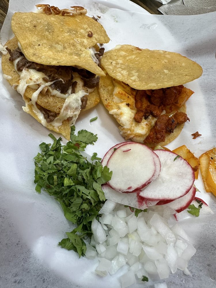 La Salsa Verde Taqueria