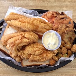 The Brown Bag Restaurant 15 Photos 21 Reviews Soul Food 9425 Photo Of The Brown Bag Restaurant Northport Al United States Catfish Platter