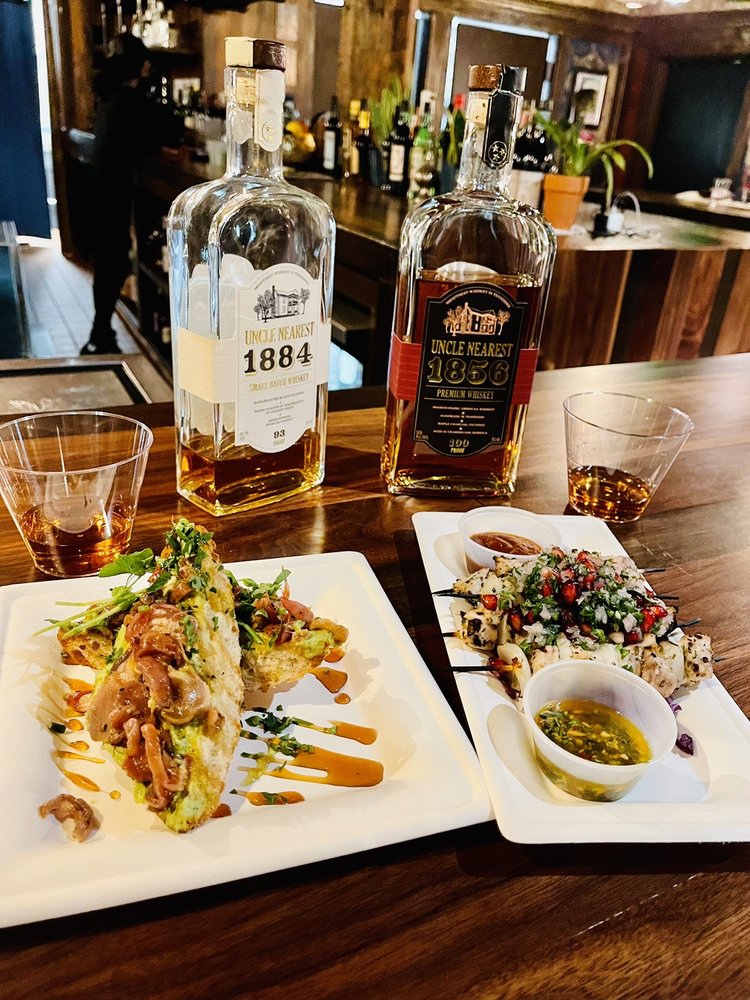 Palo Tapas Bar
