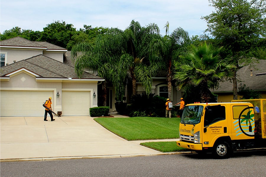 Island Breezes Lawn Care