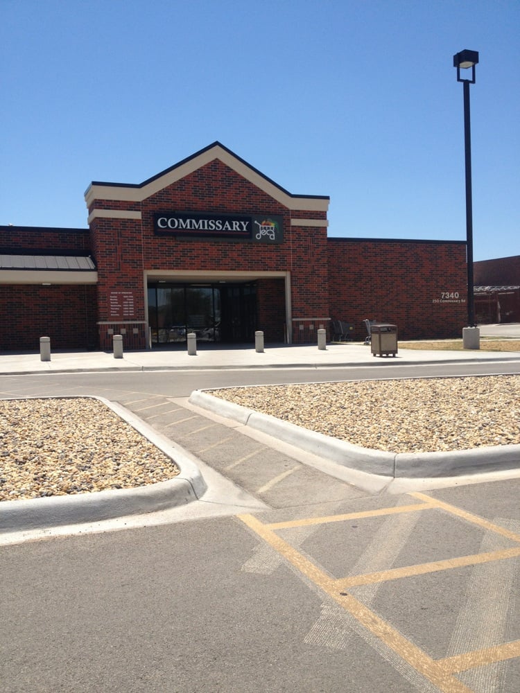 Dyess Commissary