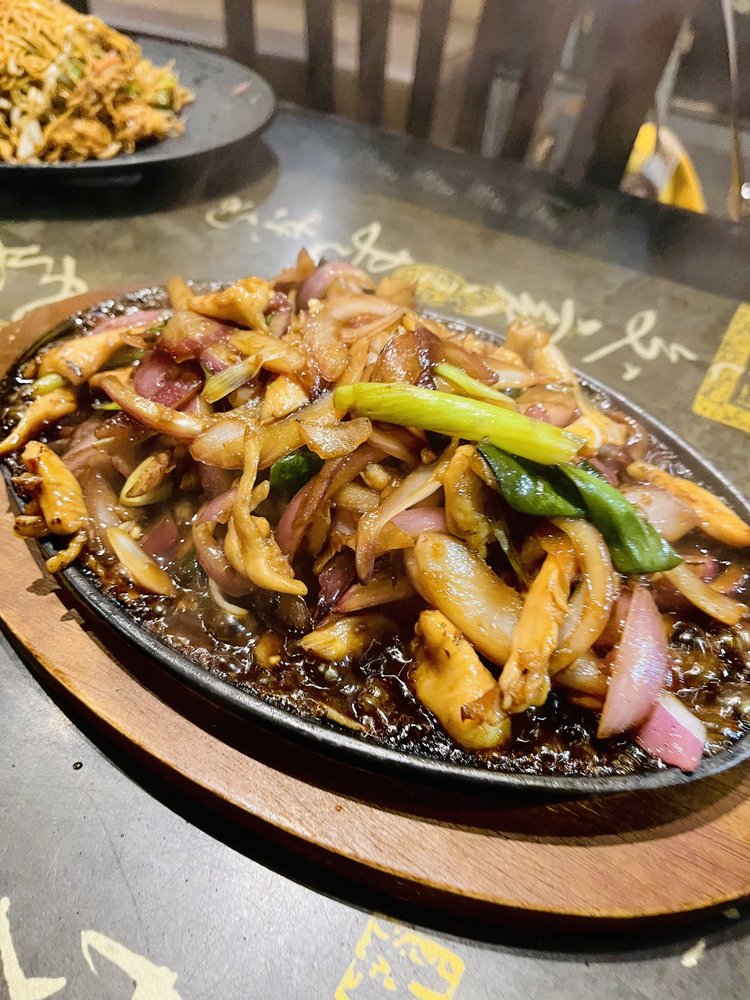Lin's Asian Fusion