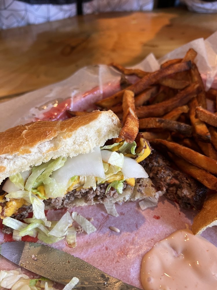 Fat Clarence's Pub and Grub