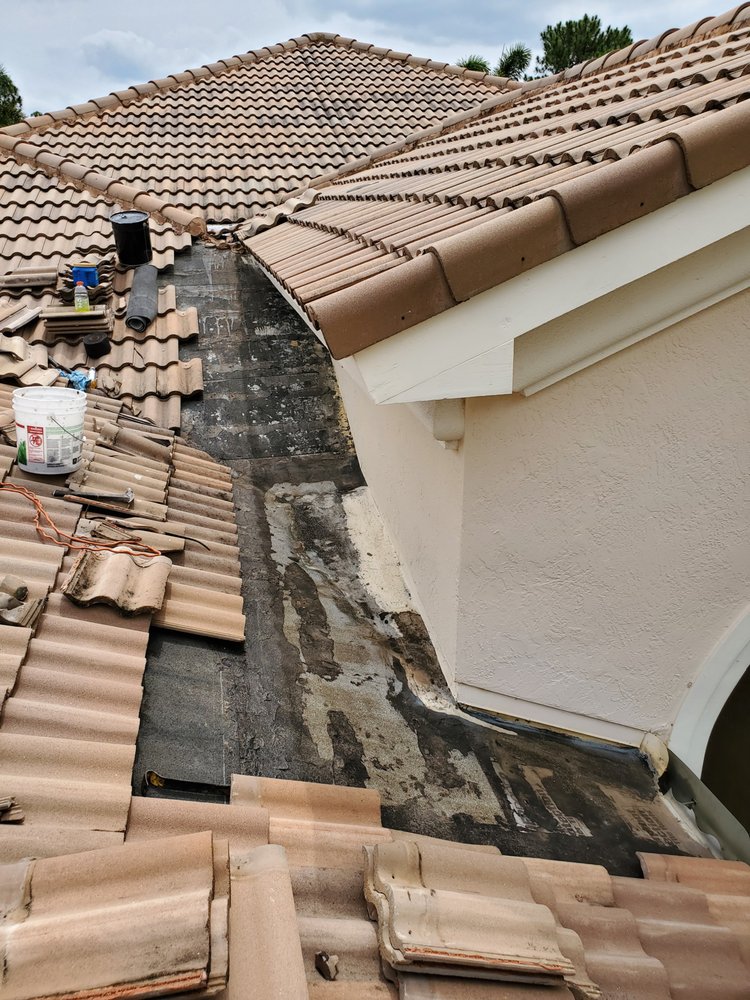 Rip Tide Roofing