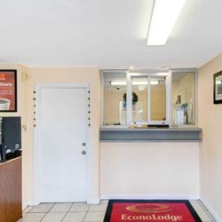 Econo Lodge 24 Photos 11 Reviews Hotels 775 Providence Hwy Photo Of Econo Lodge Sharon Ma United States