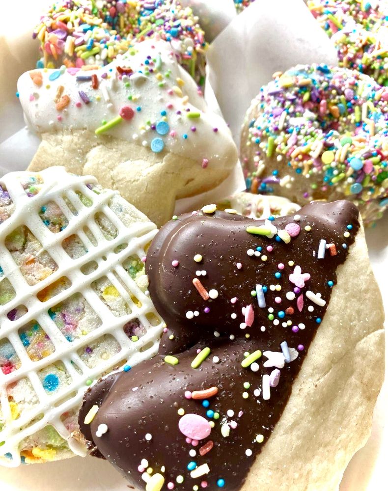  Miss Moffett’s Mystical Cupcakes