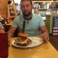 Gonzo S Grill American Traditional 106 West Bankhead St New Photo Of Gonzo S Grill New Albany Ms United States One Pound Burger