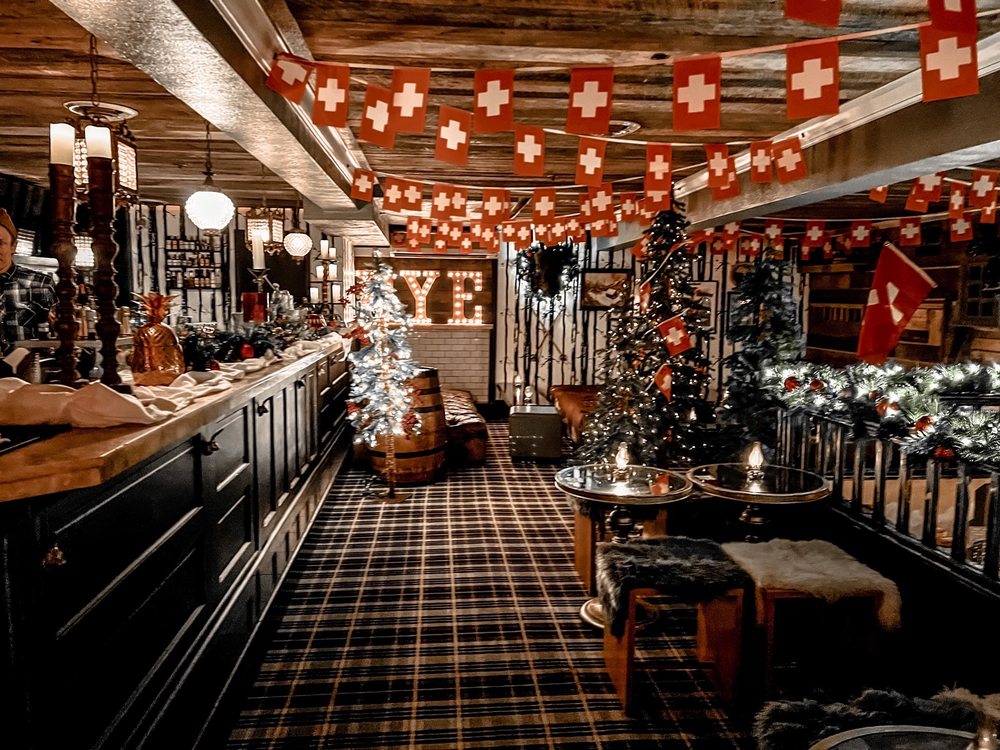 Apres Ski Bar at Butcher and the Rye