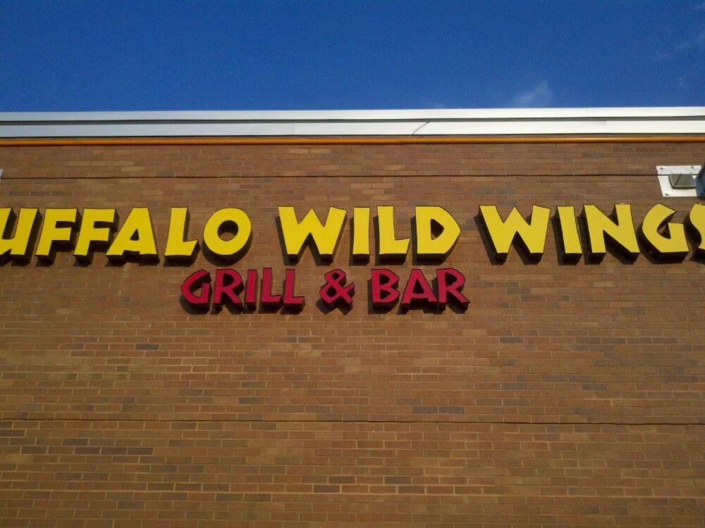 Buffalo Wild Wings 27 Photos & 51 Reviews Chicken Wings 2599