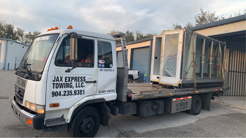 Towing business in Palm Valley, FL