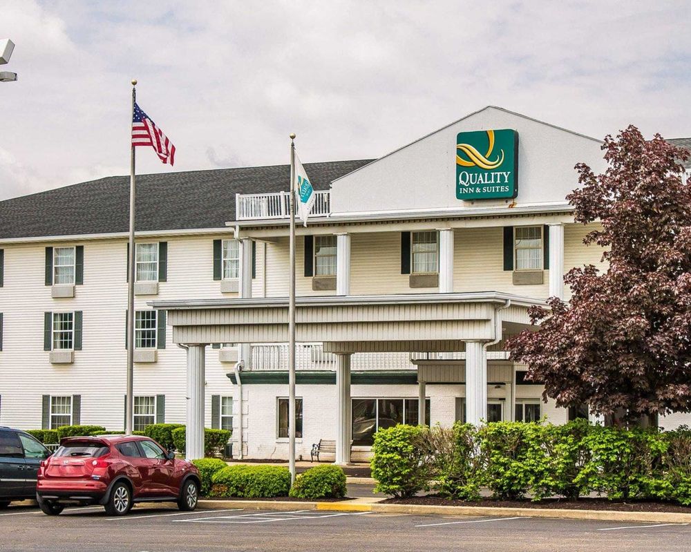 Quality Inn & Suites Bellville Mansfield 28 Photos Hotels 1000