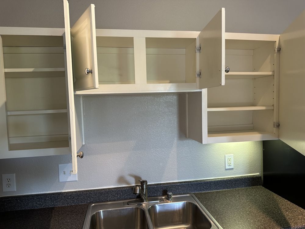 Sparkling Sisters Janitorial Solutions