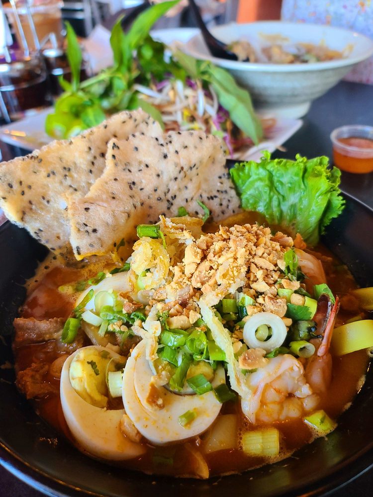 Now Pho