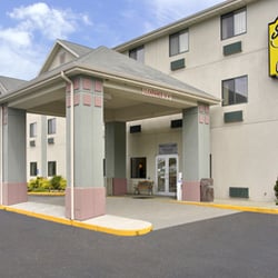 Super 8 By Wyndham Sawyer Mi 12 Photos 13 Reviews Hotels Photo Of Super 8 By Wyndham Sawyer Mi United States