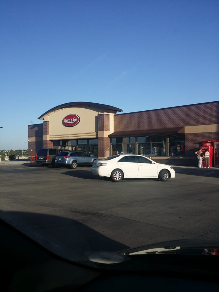 Kum & Go Gas Stations 5771 N Carefree Cir, Colorado Springs, CO