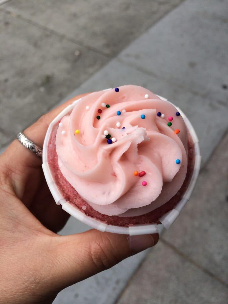 Cups And Cakes Bakery Order Food Online 249 Photos & 536 Reviews