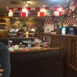 Boy Restaurants Closed 12 Reviews American New 27050 Photo Of Boy Restaurants Flat Rock Mi United States Decorated For