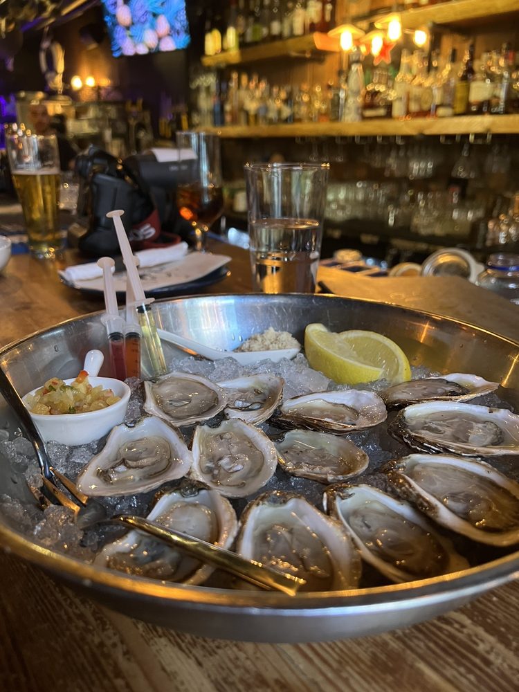 Black Pearl Seafood Bar-Downtown