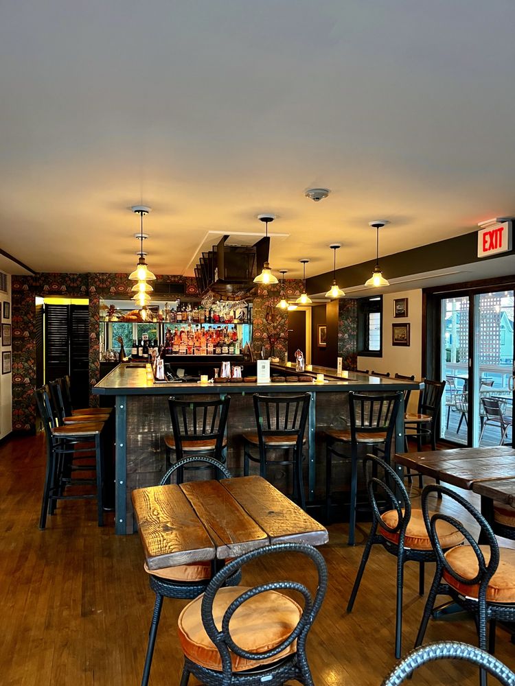 Terra Cafe & Restaurant