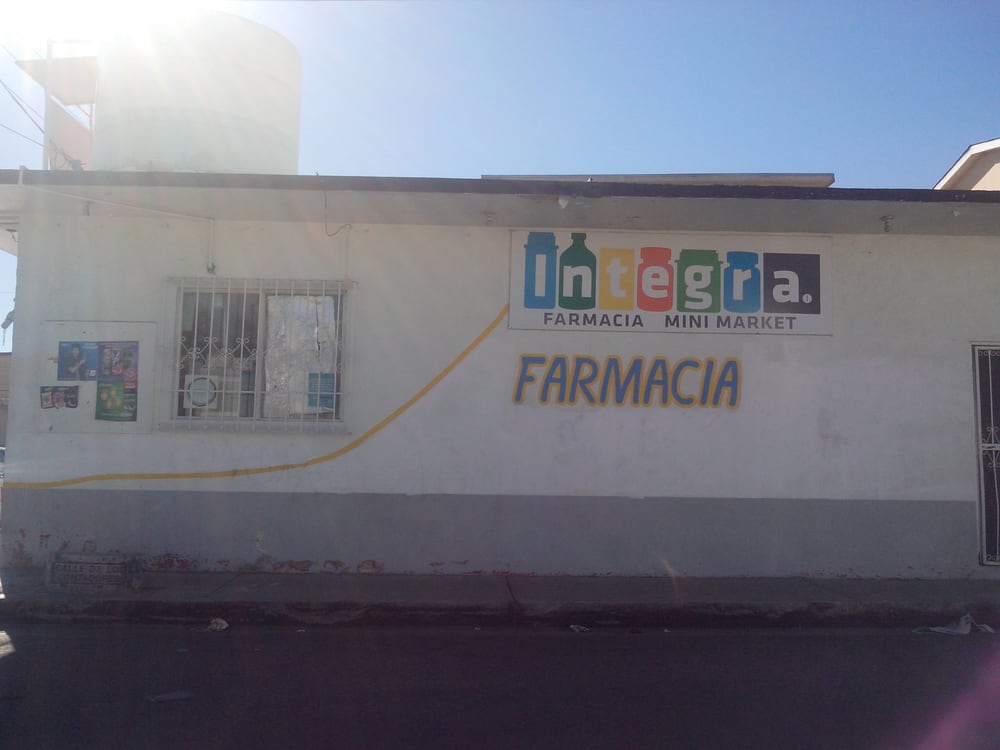 Integra Farmacia Pharmacy Av. De los Ingenieros 202, Mesa de Otay