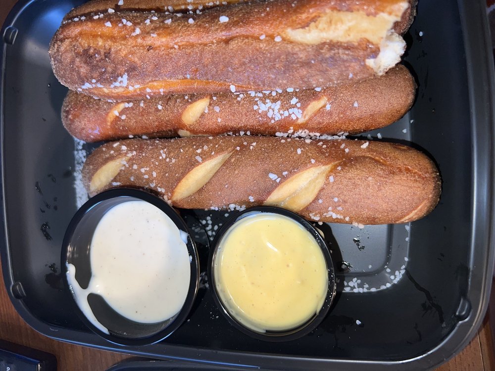 Applebee's Grill + Bar