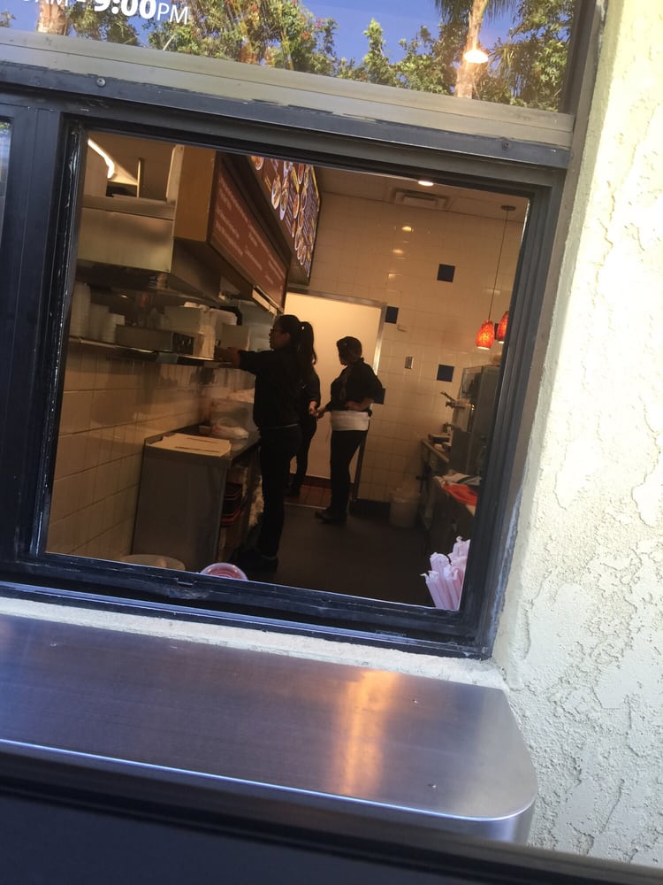 Greek Style Chicken 120 Photos & 329 Reviews Greek 955 E Main St