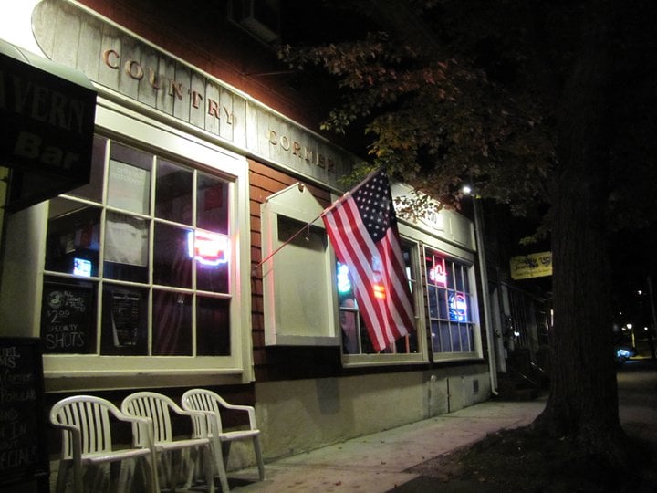 Country Corner 32 Photos & 49 Reviews Bars 270 Main St, East Setauket, NY Restaurant