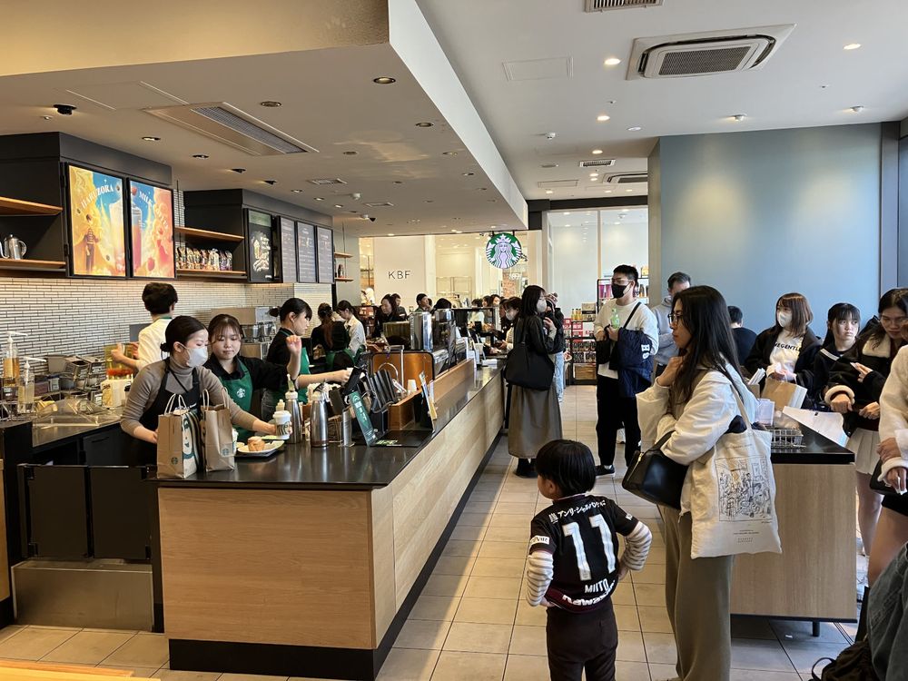 Starbucks Piole Himeji