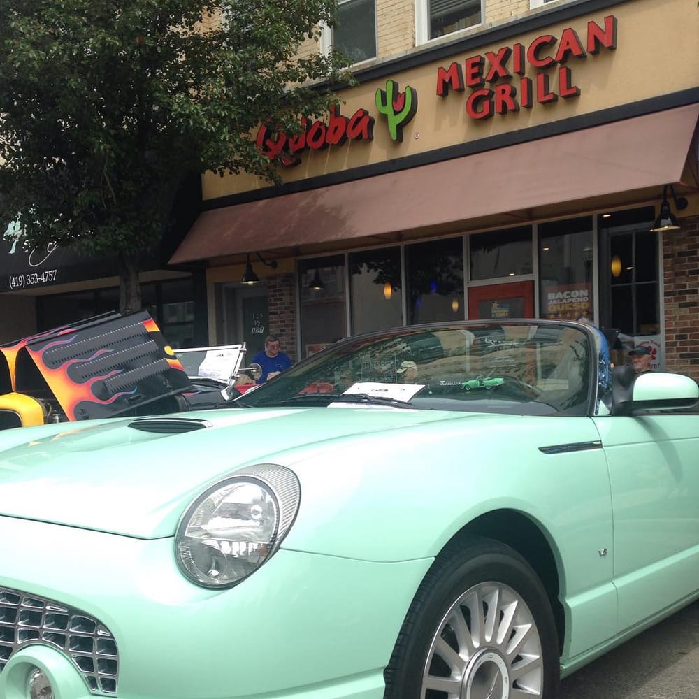 Qdoba Mexican Eats 16 Photos & 10 Reviews Mexican 129 S Main St