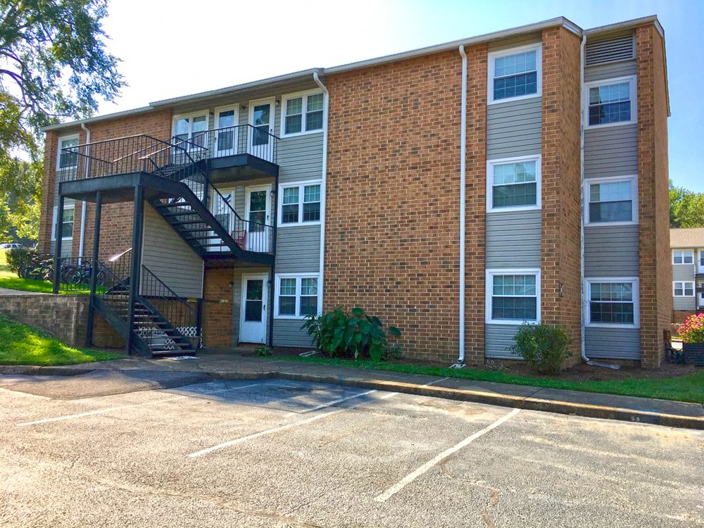 Pine Forest Apartments