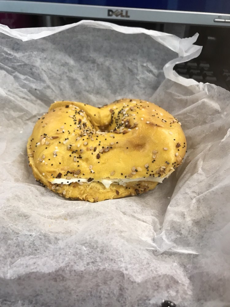Bagel Bazaar Viii 22 Reviews Bagels 337 Applegarth Rd, Monroe Twp