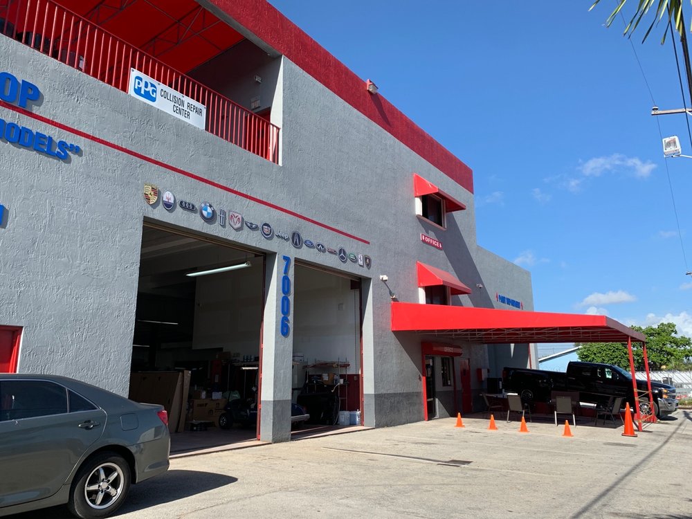 Charlie's Paint & Body Shop