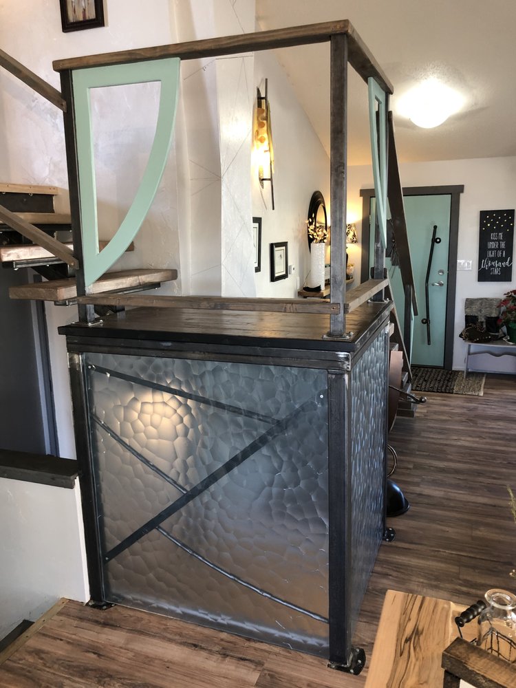 image of business Giovanni Designs