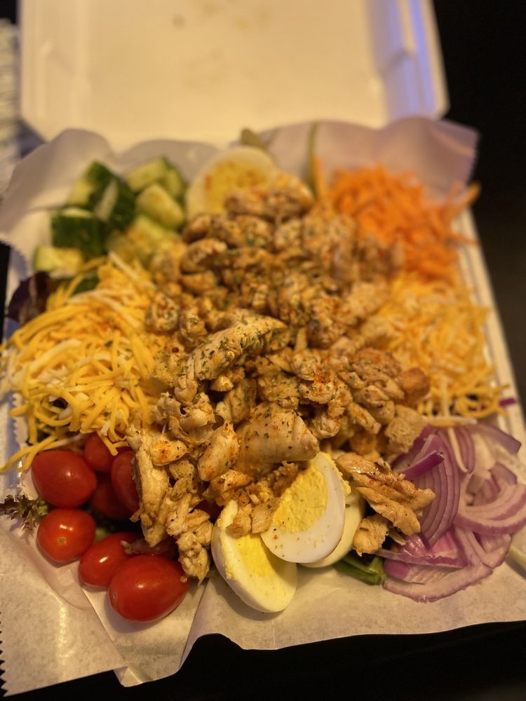 Doghouse Bar and Grill