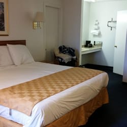 Haysville Express Inn 27 Photos Hotels 301 E 71st St S Photo Of Haysville Express Inn Ks United States King Room