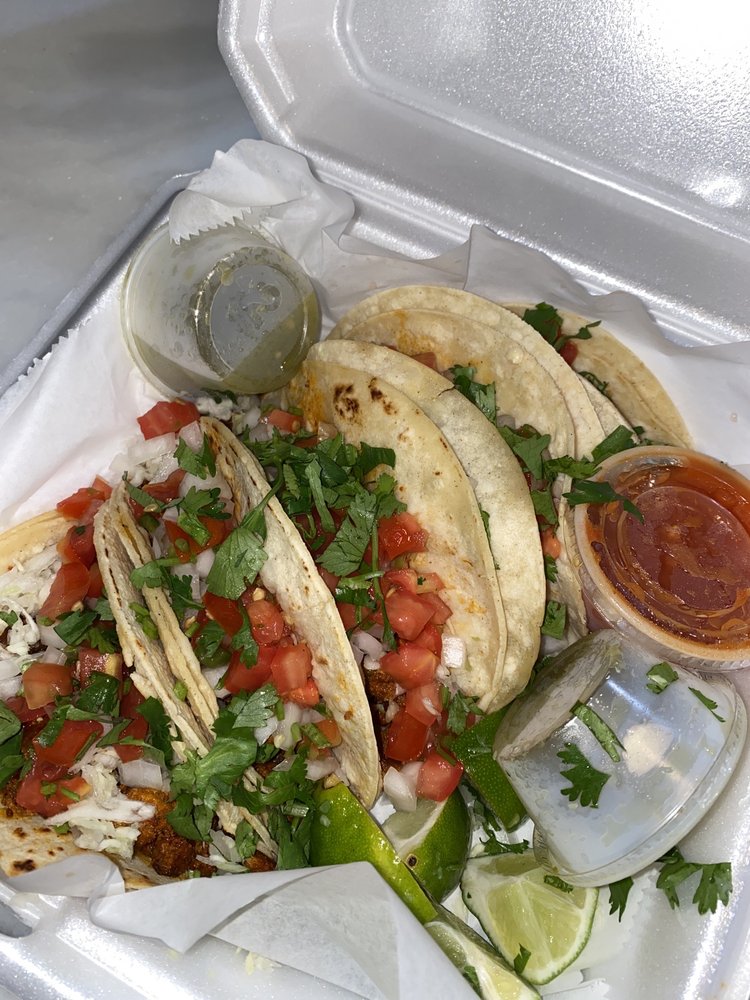 Manny's Tacos To Go