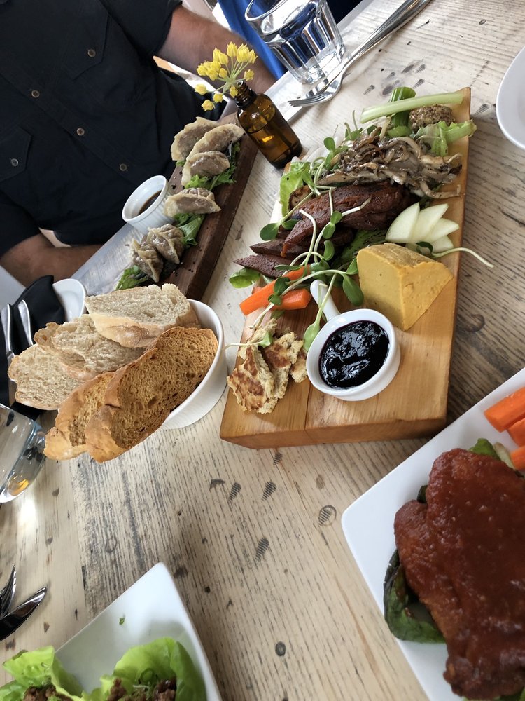 EnVie  A Vegan Kitchen