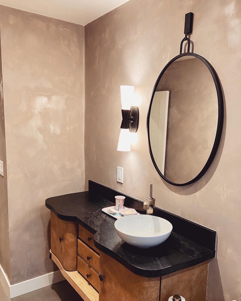 image of business Ladies On Ladders