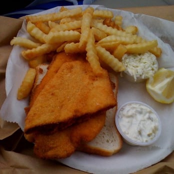 Keyport Fishery 149 Photos 266 Reviews Seafood Market Photo Of Keyport Fishery Nj United States Fried Flounder Sandwich Without