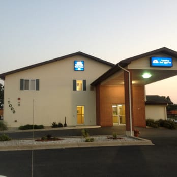 Americas Best Value Inn Hotels 1000 East Clinton Rd Seymour Mo Photo Of Americas Best Value Inn Seymour Mo United States America S