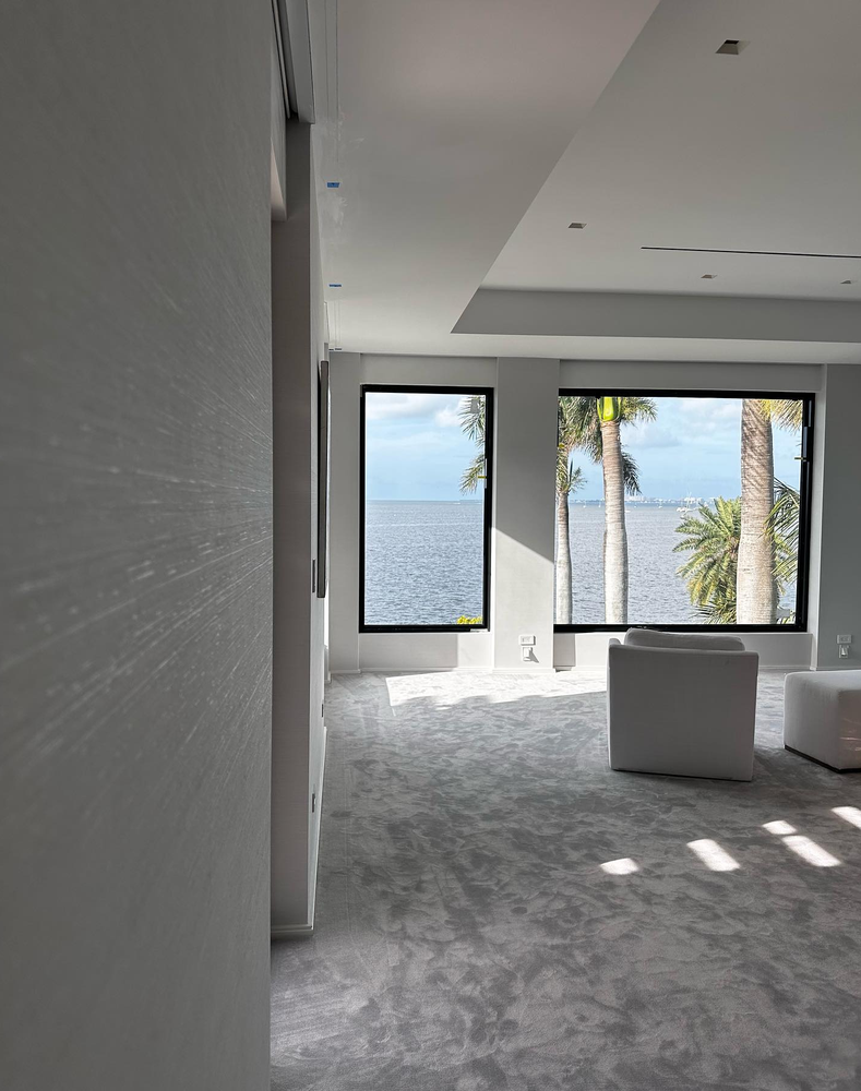 Elegant Italian Installation of Wallpaper