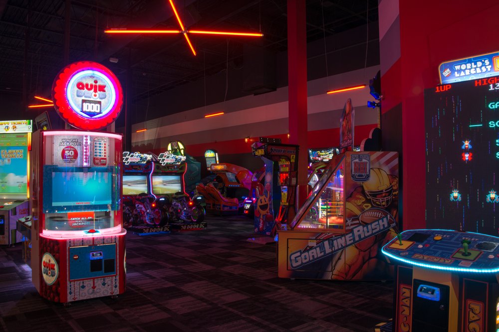Bowlero Feasterville
