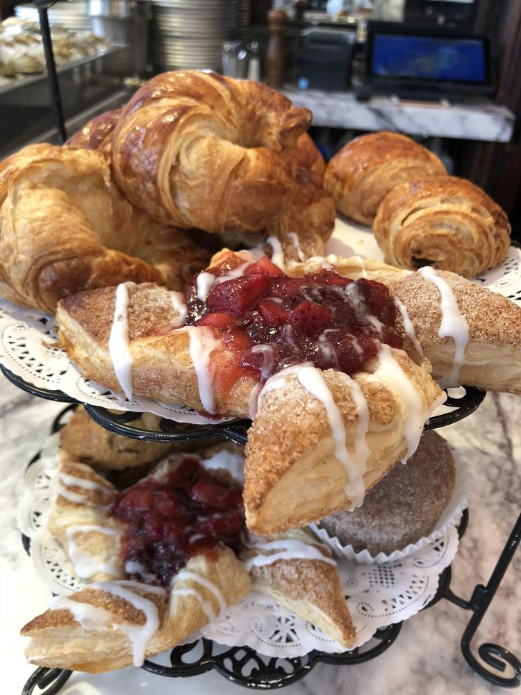 Le Petit Bistro