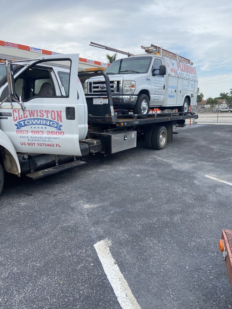 Towing business in Clewiston, FL