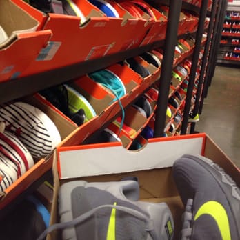 nike clearance store near me