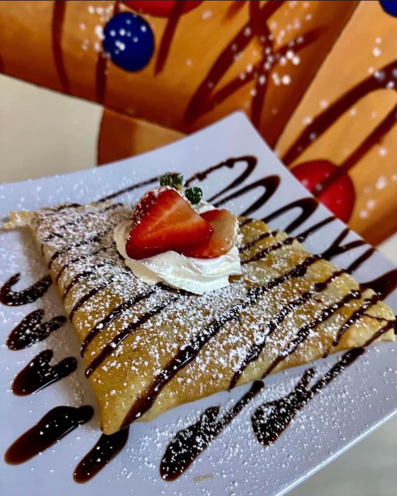 Scoops & Crepes